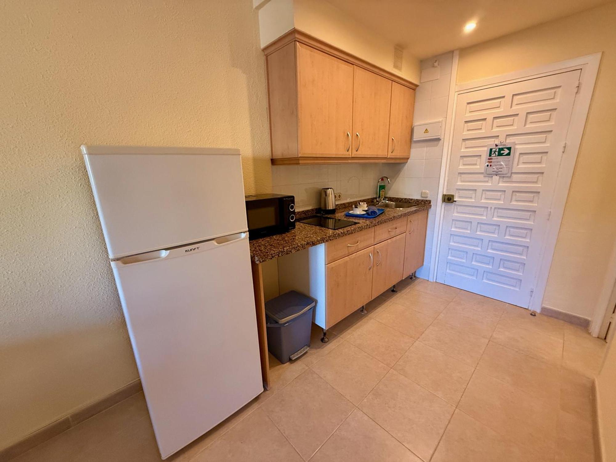Kingfisher Apartments Benal Beach Benalmádena Buitenkant foto